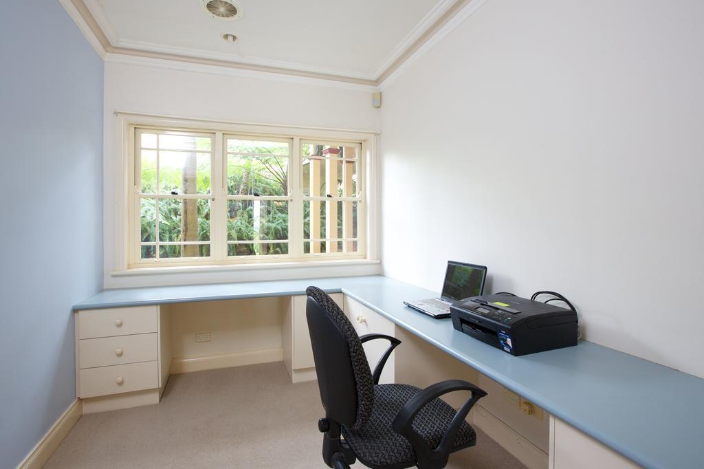 Tranquil Garden Hideaway Apartment Ormeau Exterior foto